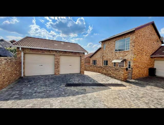3 BEDROOM PROPERTY TO RENT IN WILGEHEUWEL